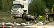 Zderzenie pociągu z tirem w na Podlasiu. Pięć osób rannych, w tym 12-latka