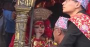 Tłumy liczą na błogosławieństwo „żyjącej bogini” Kumari. Nepalczycy oddają hołd dziewczynce, która ma być wcieleniem bóstwa