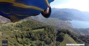 Pędził 180 km/h nad alpejskimi szczytami. Ekstremalny lot w kombinezonie wingsuit