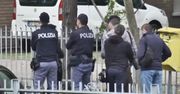 Napadł na pocztę i przetrzymuje zakładników. Przestępca to skazany członek kalabryjskiej mafii