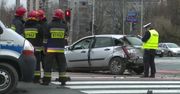 Uciekał przed policją i spowodował wypadek. Utrudnienia na warszawskim Gocławiu po zderzeniu trzech samochodów