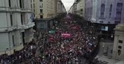Buenos Aires: Protesty przeciwko uniewinnieniu dwóch sprawców gwałtu na nastolatce. Dziewczyna zmarła
