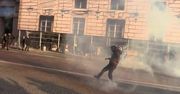 “Żółte kamizelki” przyłączyły się do protestu związkowców. Starcia z policją na ulicach Paryża