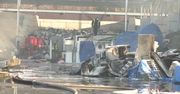 Pożar składowiska elektrośmieci pod Kielcami. Przyczyny nieznane