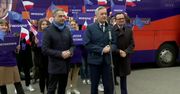 W Polskę wyruszył “wiosnobus” partii R. Biedronia
