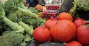 Co i ile pić, aby zaspokoić pragnienie w trakcie upałów?