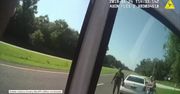 Małe dziecko błąkało się przy autostradzie. Rodzice zostali aresztowani za zaniedbanie opieki
