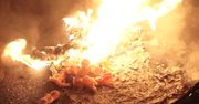 Demonstracja na rzecz legalizacji aborcji rozpędzona przez policję w Chile. Płonął stos plastikowych płodów