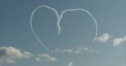 “Mówi się, że lotnictwo jest elitarne, ale obecnie jest dostępne dla każdego”. Mazury Air Show nad jeziorem w Giżycku
