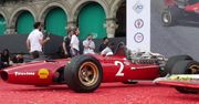 Ferrari świętuje w Mediolanie 90-lecie istnienia marki. “Dobrze jest mieć w zespole dwa numery jeden”