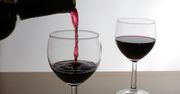 Rząd przyjął projekt przewidujący 10-proc. wzrost akcyzy na alkohole i wyroby tytoniowe