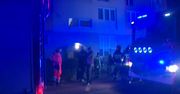 Ewakuacja mieszkańców bloku w Częstochowie. Na klatce ktoś rozpylił nieznaną substancję