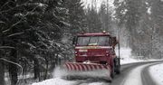 Wszystkie drogi krajowe przejezdne, w kilku województwach występują opady śniegu