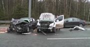 11 osobówek, 4 samochody dostawcze i dwa ciężarowe. Karambol pod Kielcami