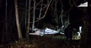 Awaryjne lądowanie małego samolotu w lesie przy trasie S8