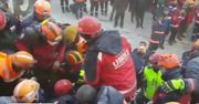 31 ofiar śmiertelnych trzęsienia ziemi w Turcji. Ratownicy przeszukują gruzowiska