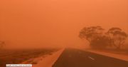Pomarańczowe niebo nad południową Australią. To efekt burzy piaskowej