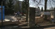 Sześć pielęgniarek oddelegowanych przez wojewodę do pracy w dotkniętym koronawirusem DPS-ie w Drzewicy