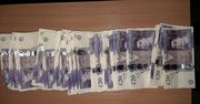 Fałszywe funty wymieniano w kantorach na prawdziwe banknoty – gang rozbity