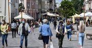 Zniesienie obostrzeń już za kilka dni. Co się zmieni od maja?