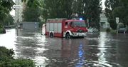 Zalane ulice, połamane drzewa i zerwane linie energetyczne. Nawałnice przeszły nad Polską