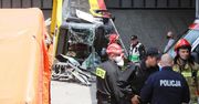 Warszawa: autobus spadł z wiaduktu, 20 osób poszkodowanych, są ofiary śmiertelne