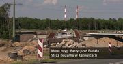 Podmyta konstrukcja budowanego wiaduktu w Katowicach. Utrudnienia dla kierowców