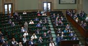 Sejm: bon turystyczny dodatkowo dla dzieci rodziców pracujących za granicą