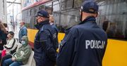 Policjanci ukarali mandatem ponad 14 tys. osób za brak zasłoniętych ust i nosa
