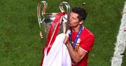 Robert Lewandowski milionerem, Lionel Messi miliarderem. Ile zarabiają najlepsi piłkarze?