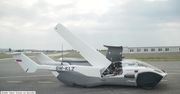 KleinVision AirCar to latający samochód. Pojazd może przekształcić się z drogowego w powietrzny w ciągu 3 minut