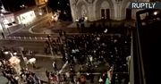 Protest skrajnej prawicy przed katedrą w Nicei po ataku nożownika