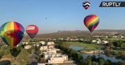 Kolorowe niebo nad Leon. W tym meksykańskim mieście trwa międzynarodowy festiwal balonowy