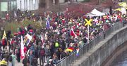 Polsko-niemiecka demonstracja przeciwników obostrzeń. “Marsz wolności” przeszedł ze Słubic do Frankfurtu nad Odrą