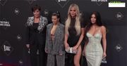 Kardashianki wrócą do telewizji mimo zakończenia swojego show po 14 latach. Podpisały kontrakt z Hulu