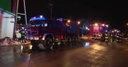 Pożar w wytwórni pasz. Ogień gasiło kilkanaście zastępów straży pożarnej