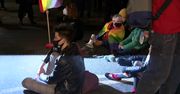 Protest przed Sejmem przeciwko wypowiedzeniu konwencji antyprzemocowej