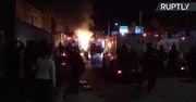 Nie ustają zamieszki w Irlandii Północnej. Koktajle Mołotowa poleciały na policjantów.