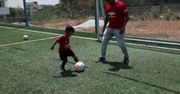 Trzylatek z Indii zachwyca umiejętnościami piłkarskimi