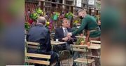 Francja otworzyła ogródki restauracyjne. E. Macron na kawie z premierem.