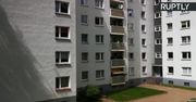 Dwa bloki na kwarantannie w Niemczech po wykryciu indyjskiej odmiany koronawirusa.