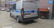 Rzucił się z nożem na policjantów. 33-latek aresztowany.