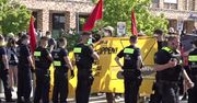 “Cały Berlin nienawidzi AfD”. Protesty przed konwencją Alternatywy dla Niemiec.