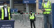 Na stadionie Chelsea uruchomiono punkt szczepień przeciwko COVID-19. Co najmniej jedną dawkę otrzymało już ponad 80 procent dorosłych Anglików