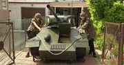 Wnukowie chcieli czołg, dziadek go zbudował. Replika T-34 stoi w garażu w Malborku.