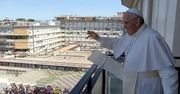 Papież Franciszek po raz pierwszy wystąpił publicznie po przebytej tydzień temu operacji.