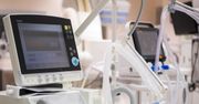 Komornik ogłosił licytację respiratorów przejętych od firmy E&K.
