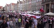 “Nadal wierzymy, że będzie wolny kraj”. Marsz solidarności z Białorusinami w Gdańsku.