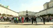 “My widzimy was – a wy? Czy widzicie nas?”. Protest niewidomych i słabowidzących przed Pałacem Prezydenckim.