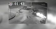 Siła uderzenia wyrzuciła ich z samochodu. Wypadek na rynku w Annopolu.